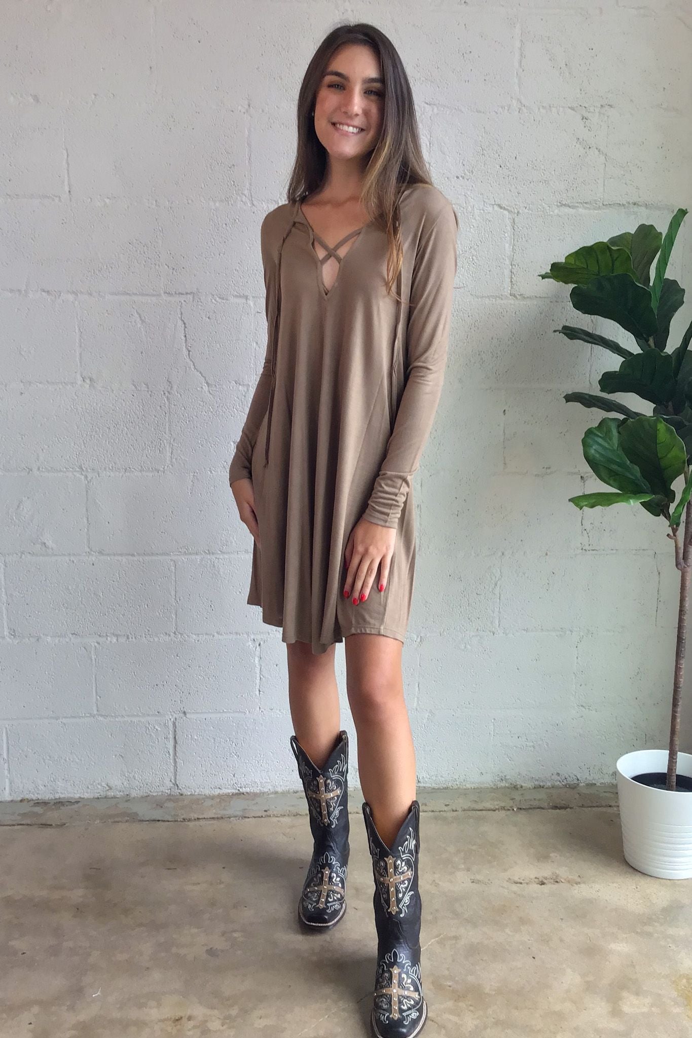 LONG SLEEVE TIE FRONT DRESS