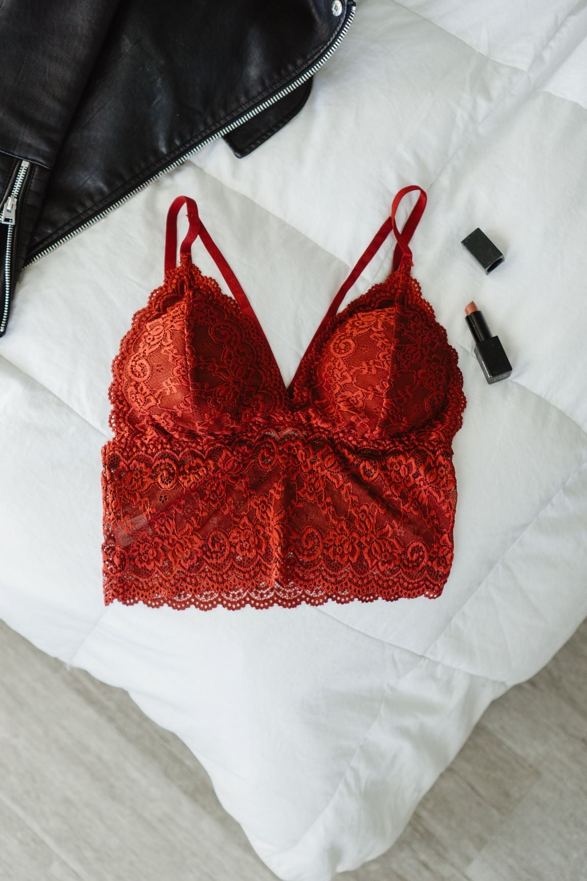 AVA STRAPPY FRONT MIDI BRALETTE