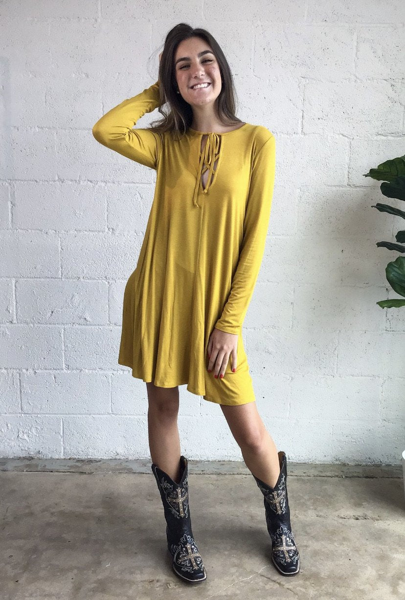 LONG SLEEVE TIE FRONT DRESS